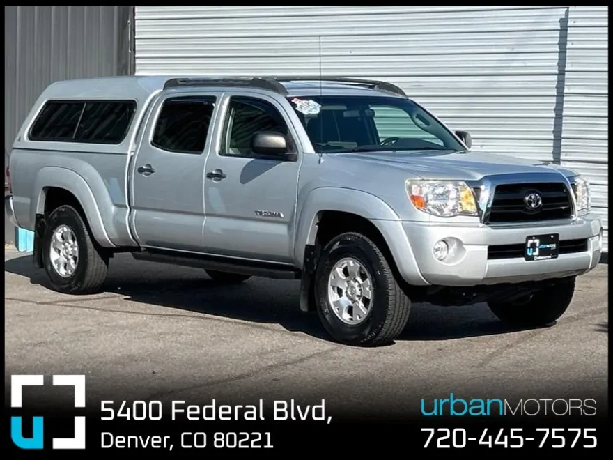2005 Toyota Tacoma Double Cab SR5 4x4 Long Bed photo 1