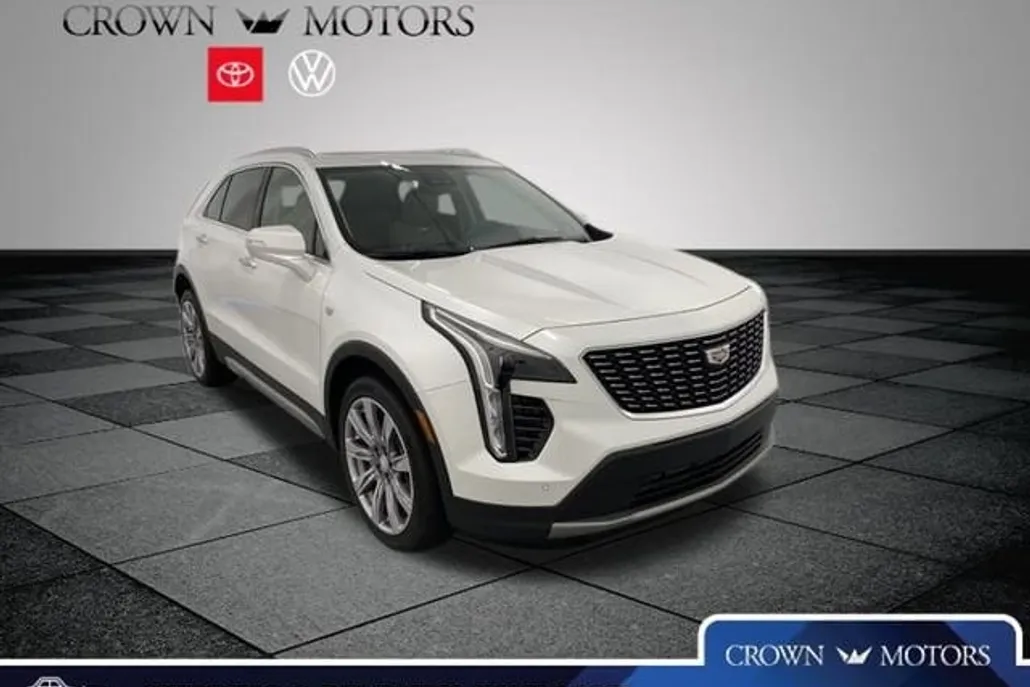 2021 Cadillac XT4 Premium Luxury photo 1