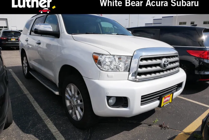 2011 Toyota Sequoia Platinum photo 1