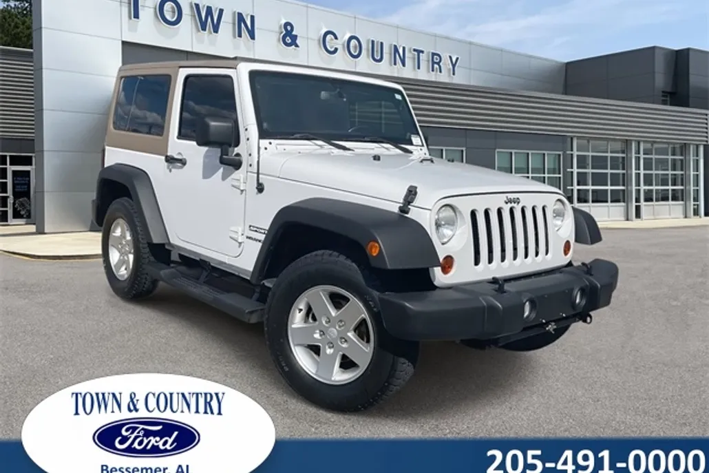 2013 Jeep Wrangler Sport photo 1