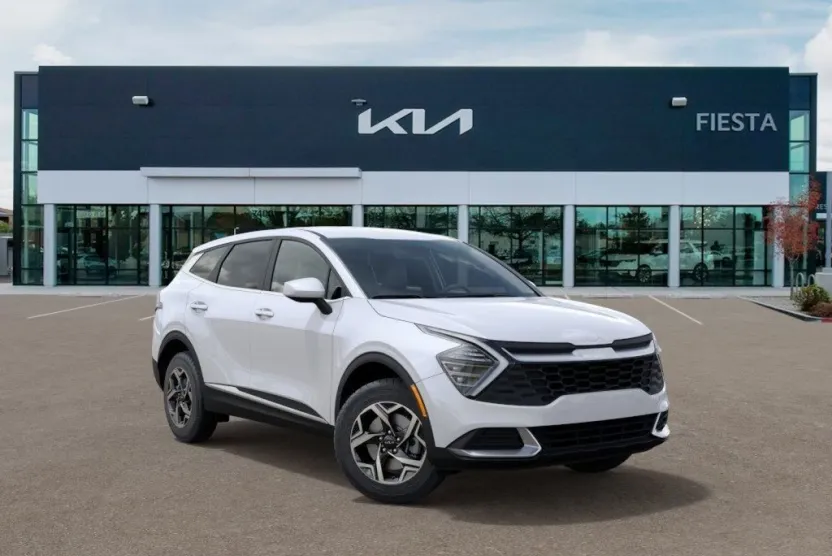 2025 Kia Sportage LX photo 1