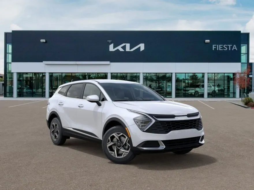 2025 Kia Sportage LX photo 1
