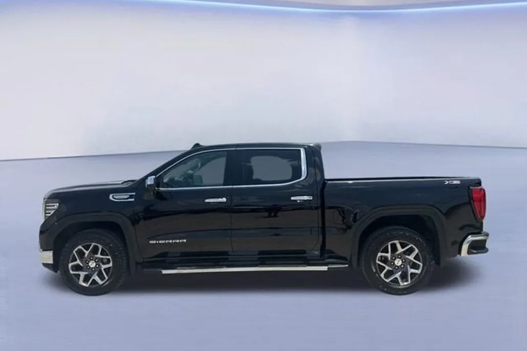 2022 Gmc Sierra 1500 SLT photo 1