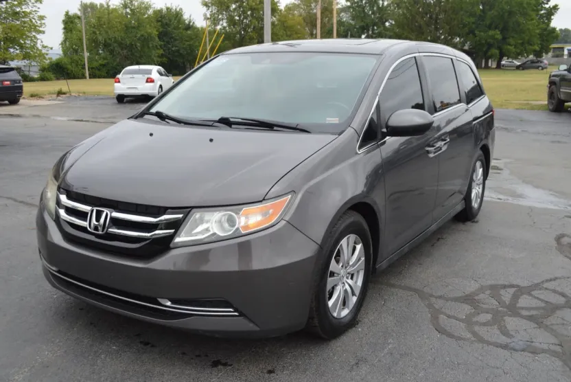 2015 Honda Odyssey EX-L photo 1