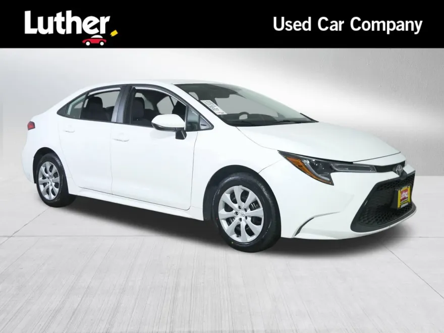 2022 Toyota Corolla LE photo 1