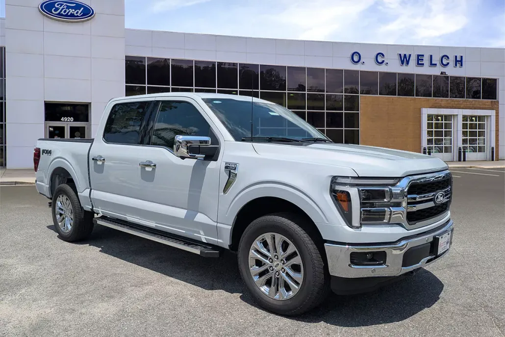 2025 Ford F-150 Lariat photo 1