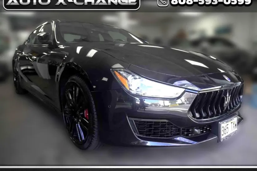 2019 Maserati Ghibli photo 1