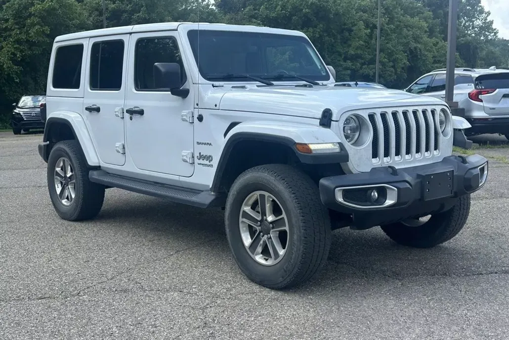 2018 Jeep Wrangler Unlimited Sahara photo 1