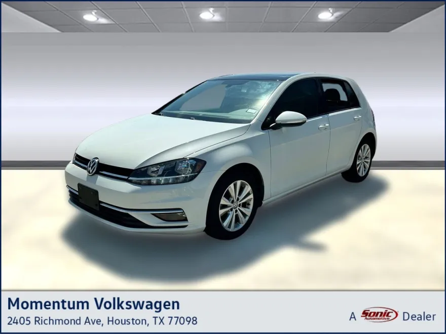 2019 Volkswagen Golf SE photo 1