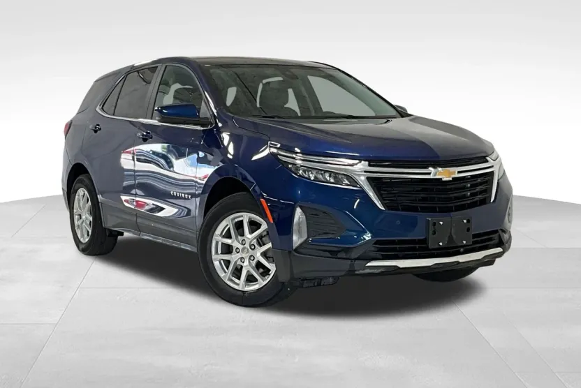 2022 Chevrolet Equinox LT photo 1