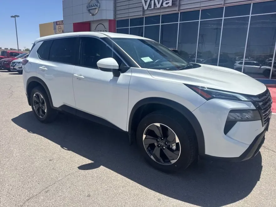 2024 Nissan Rogue SV photo 1