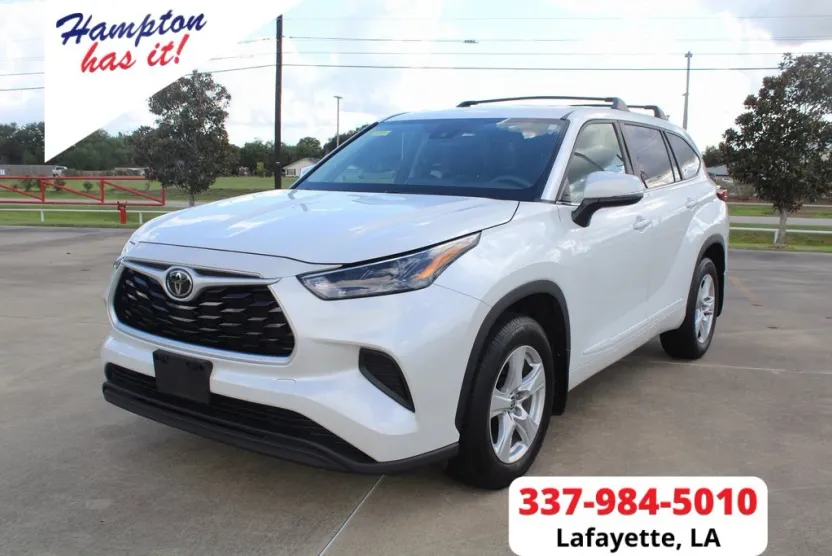 2023 Toyota Highlander L photo 1