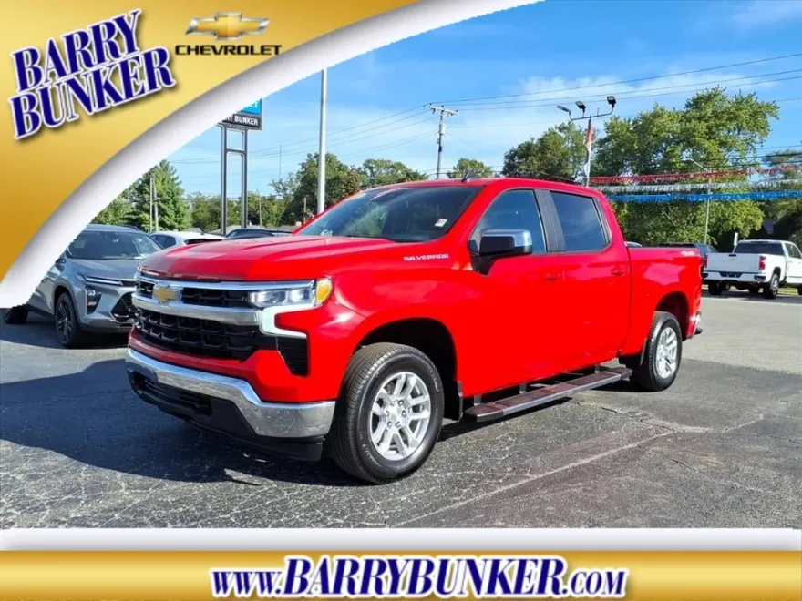 2022 Chevrolet Silverado 1500 LT photo 1