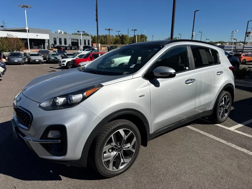 2020 Kia Sportage EX photo 1