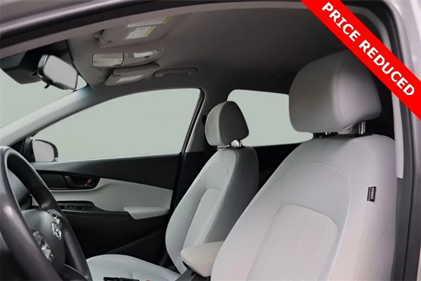 2023 Hyundai Kona SEL photo 1