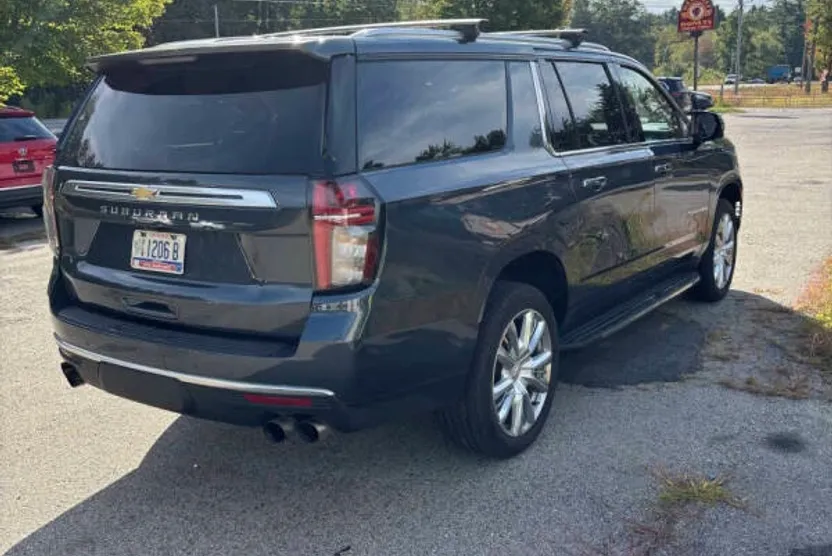 2021 Chevrolet Suburban High Country photo 1