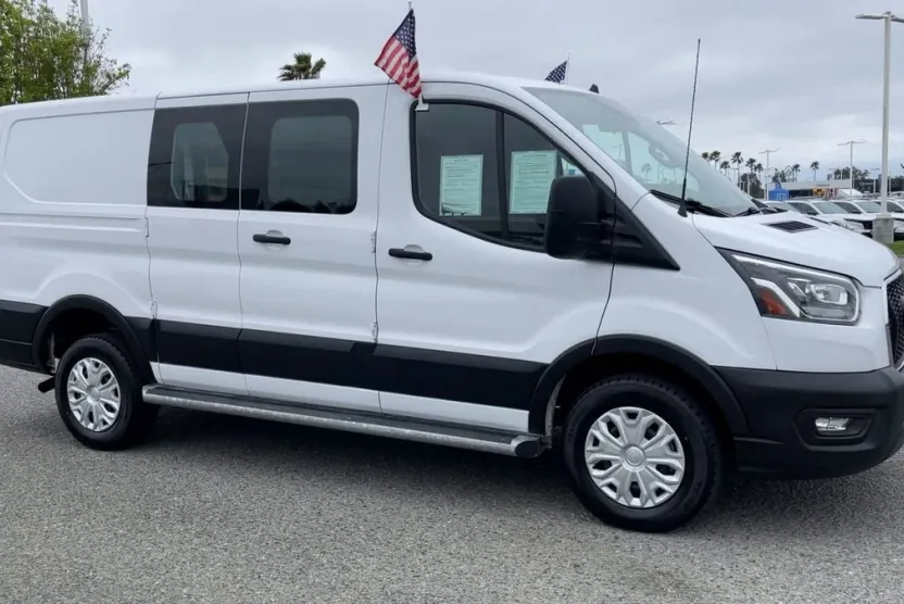 2023 Ford Transit Cargo Van photo 1