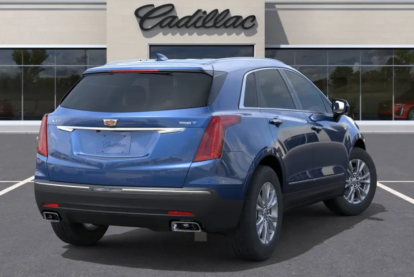 2025 Cadillac XT5 Luxury photo 1