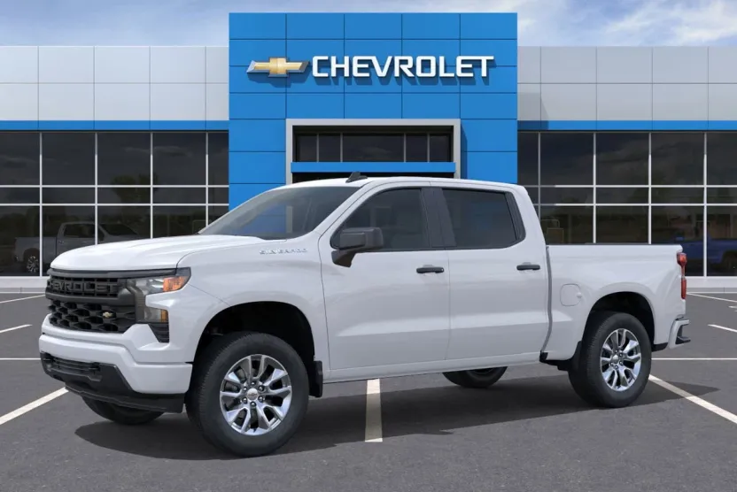 2025 Chevrolet Silverado 1500 Custom photo 1