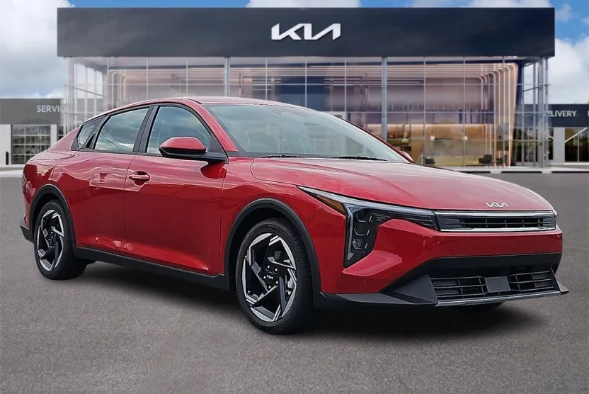 2025 Kia K4 EX photo 1