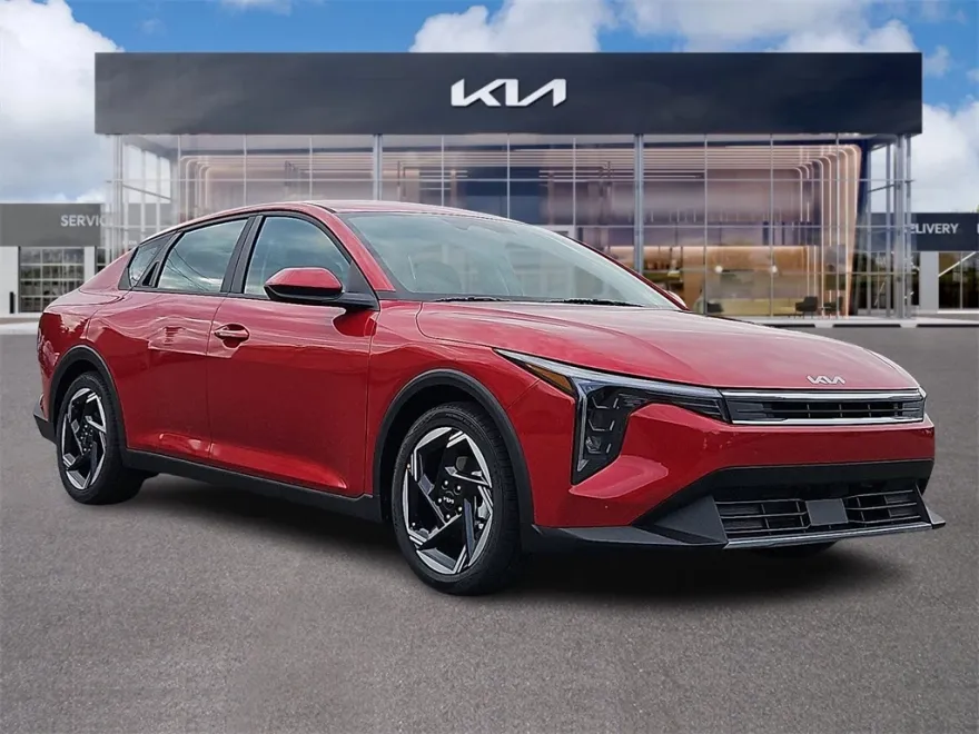 2025 Kia K4 EX photo 1
