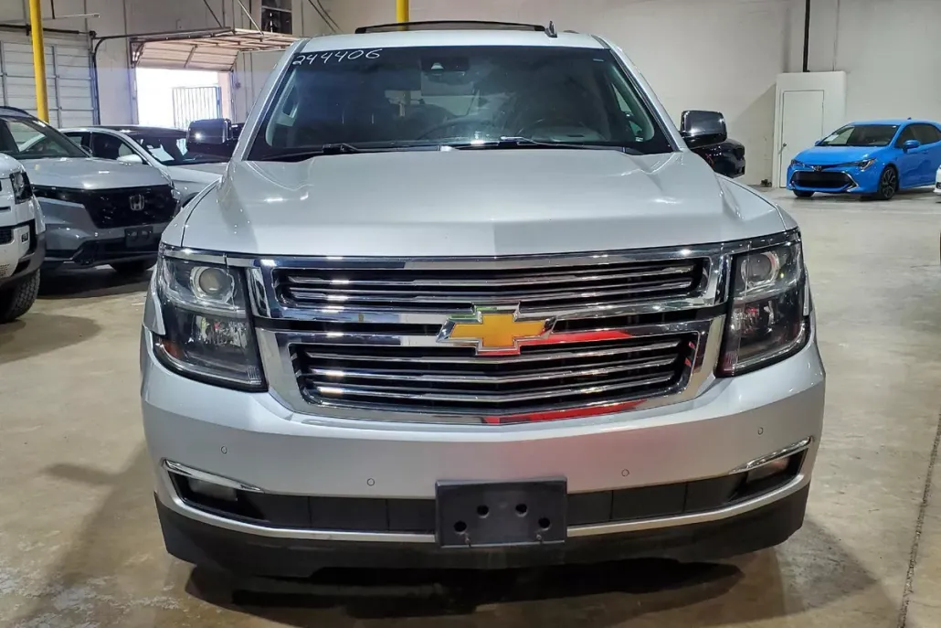 2015 Chevrolet Suburban LTZ photo 1
