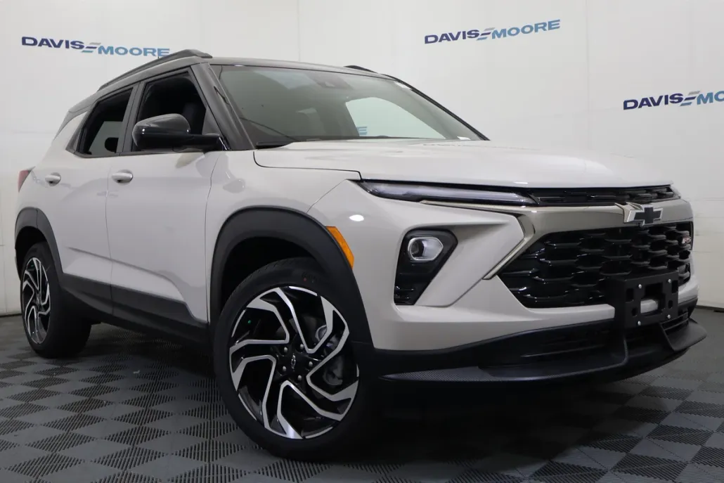 2026 Chevrolet Trailblazer RS photo 1