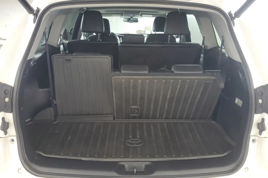 2015 Toyota Highlander XLE photo 1
