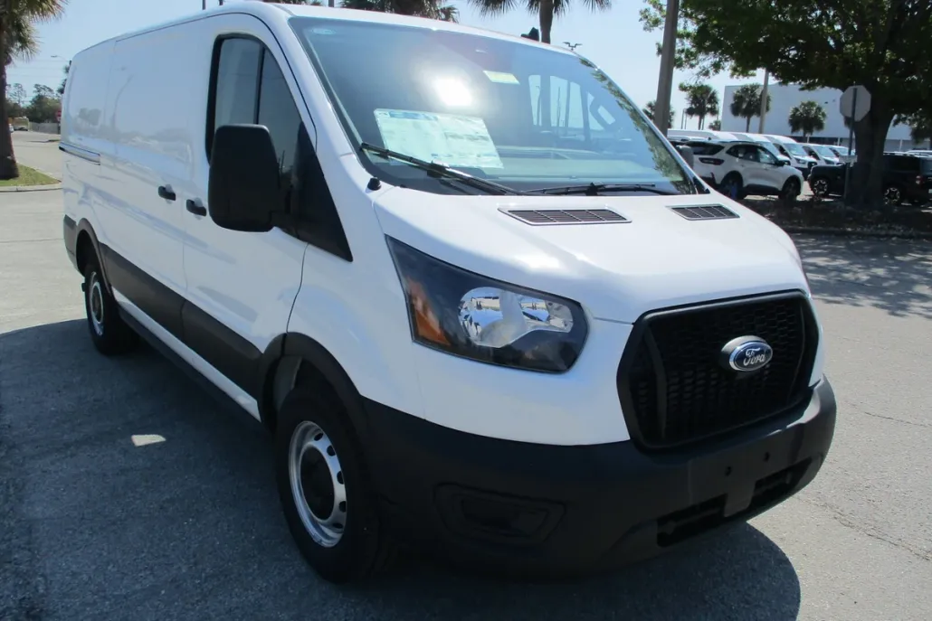 2025 Ford Transit Cargo Van photo 1