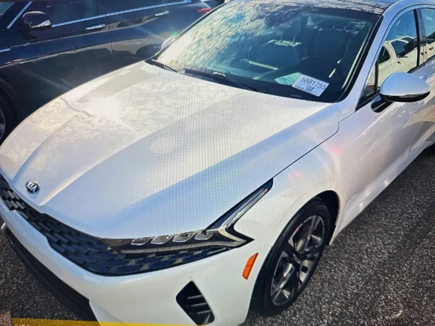 2021 Kia K5 EX photo 1