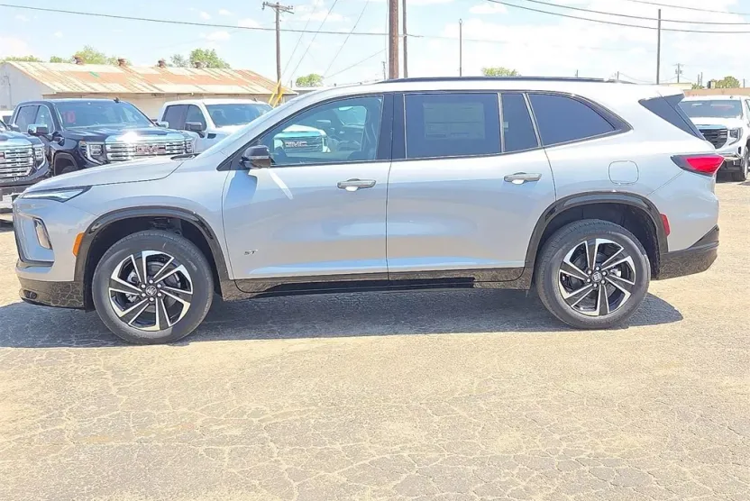 2026 Buick Enclave Sport Touring photo 1