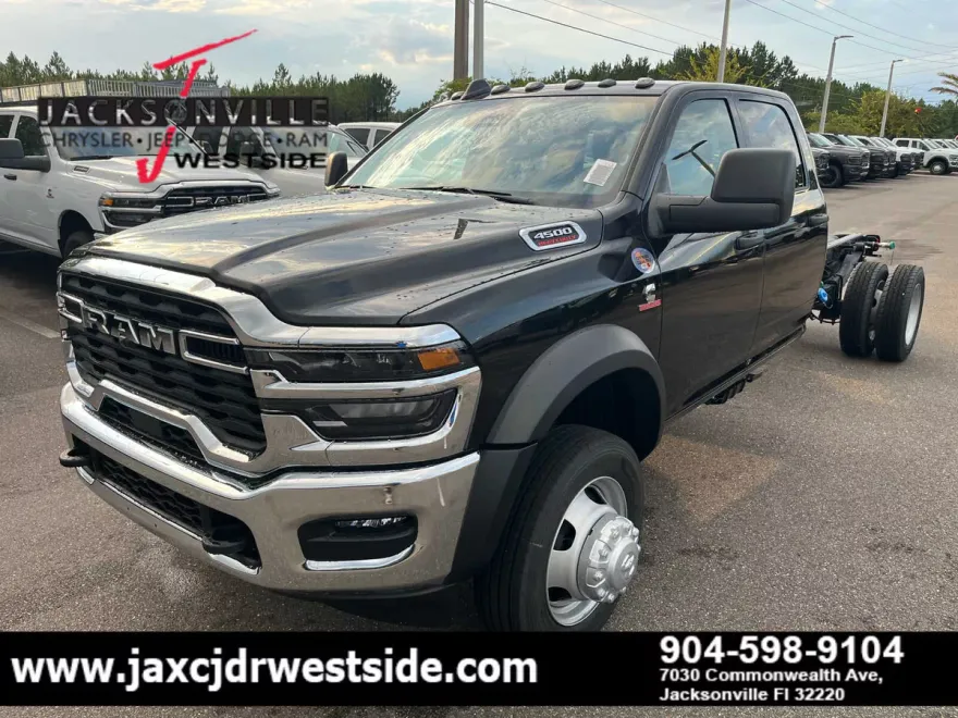 2025 Ram 4500 Tradesman photo 1