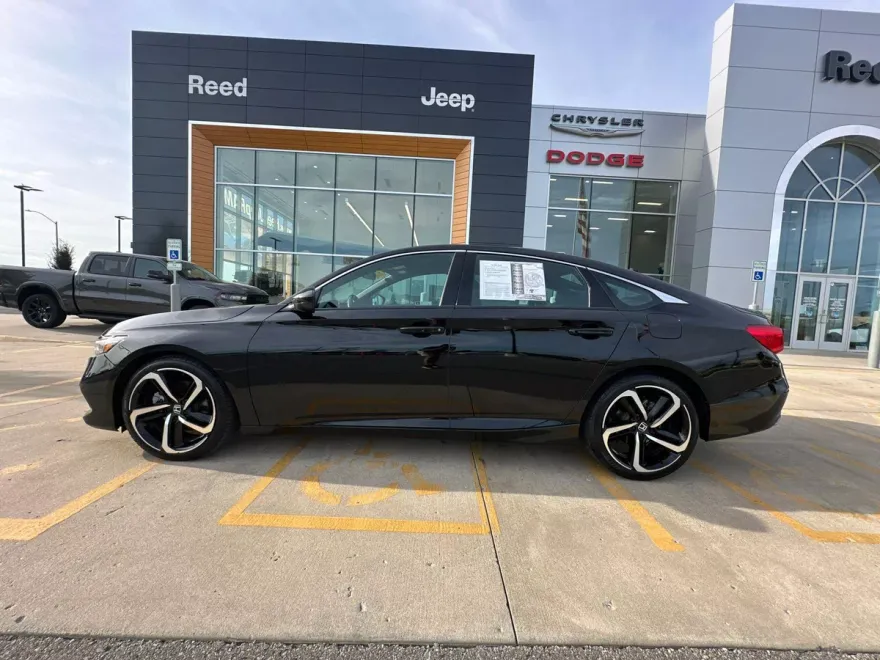 2022 Honda Accord Sport photo 1