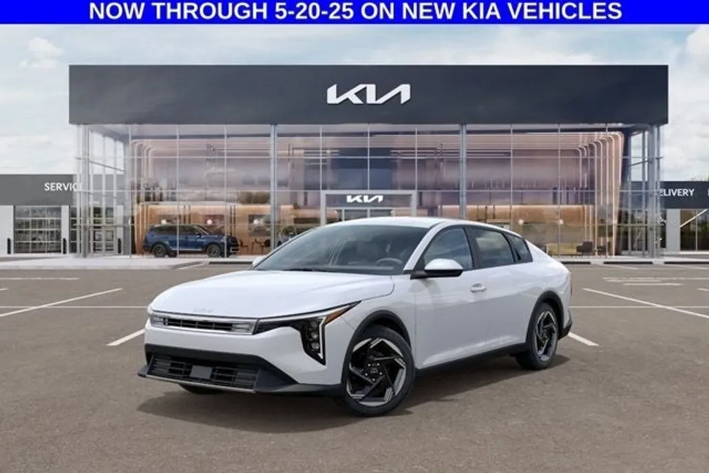 2025 Kia K4 EX photo 1