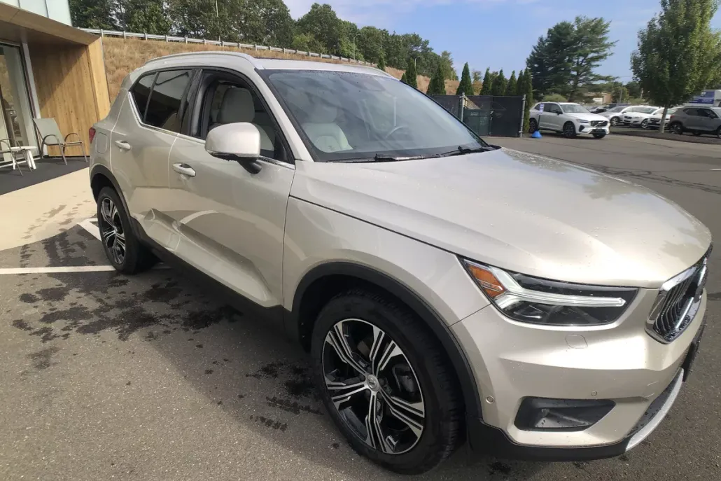 2019 Volvo XC40 T5 Inscription photo 1