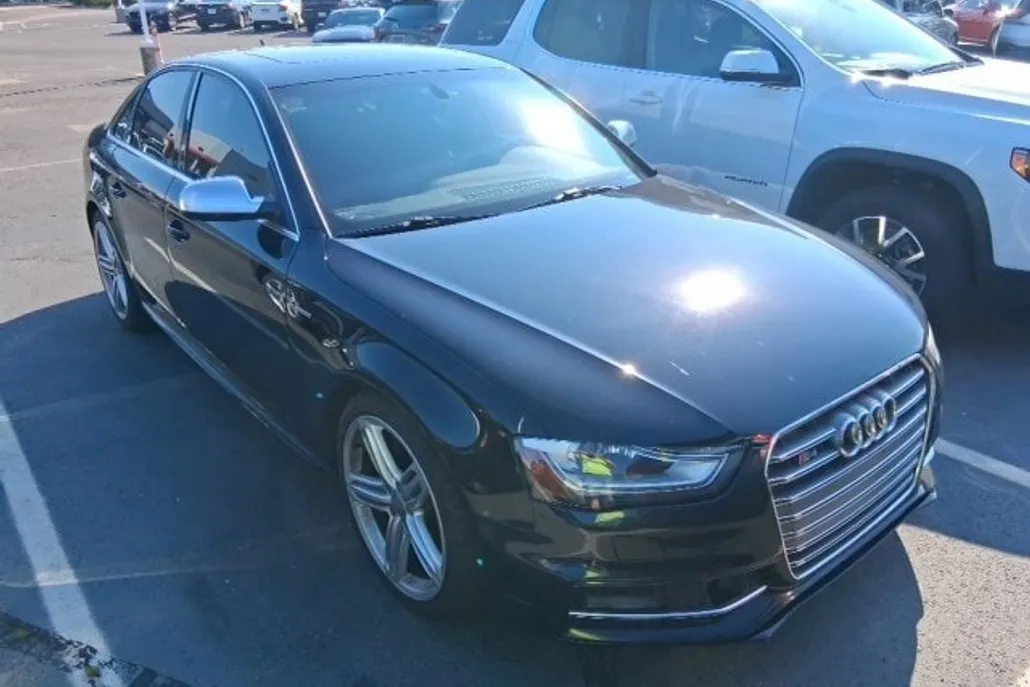 2014 Audi S4 Prestige photo 1