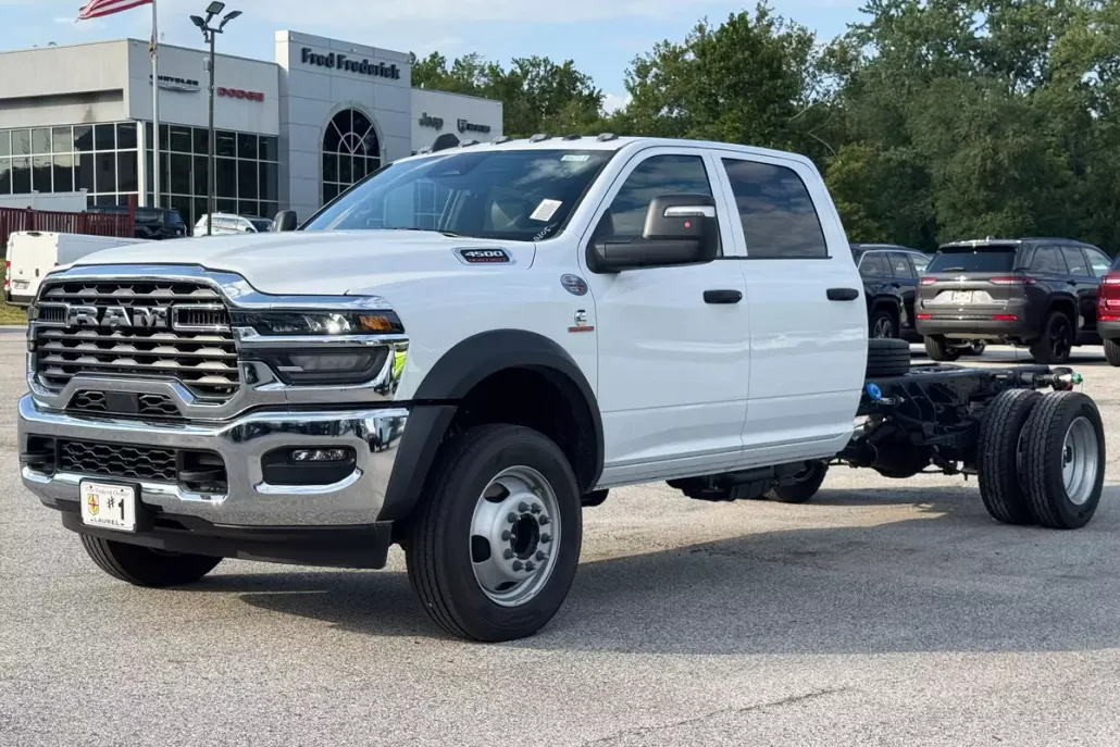 2025 Ram 4500 Tradesman photo 1