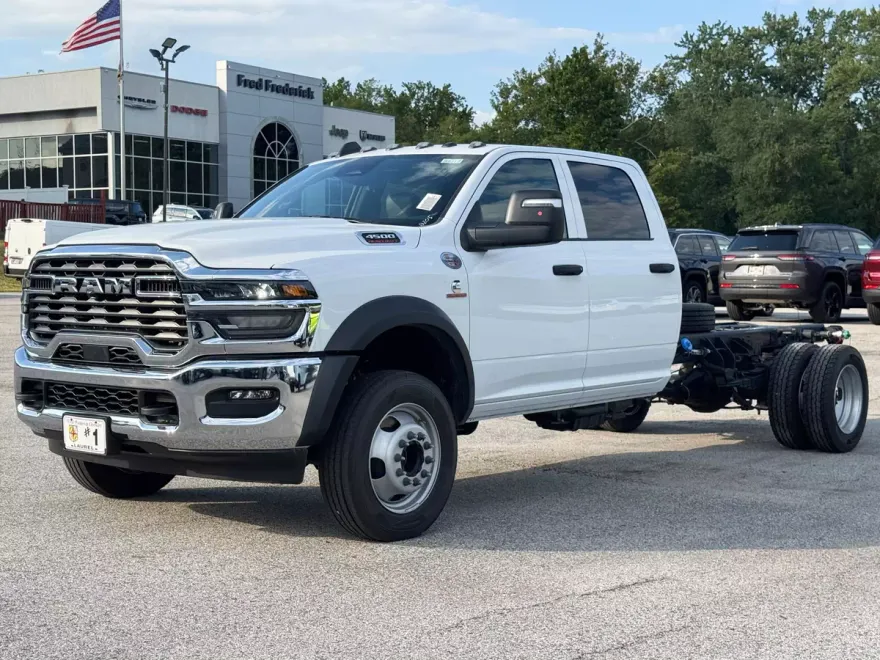 2025 Ram 4500 Tradesman photo 1