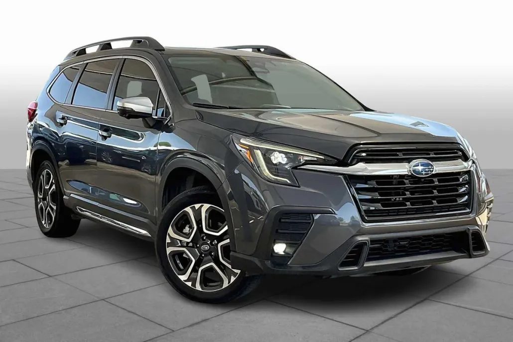 2023 Subaru Ascent Limited photo 1