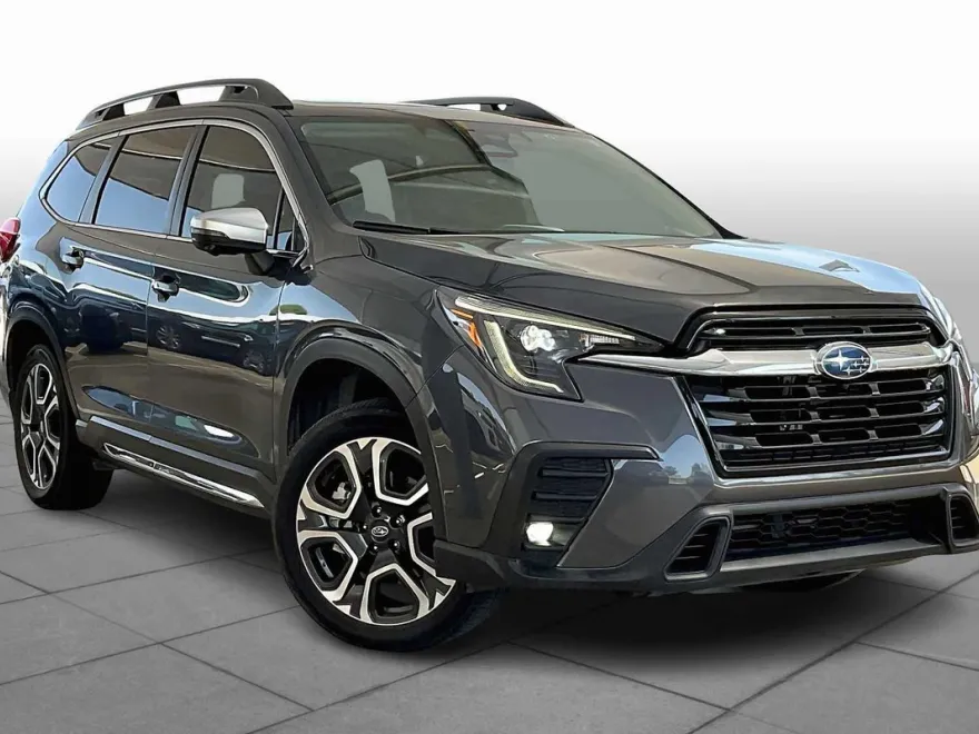 2023 Subaru Ascent Limited photo 1