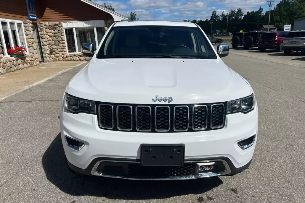 2019 Jeep Grand Cherokee Limited photo 1