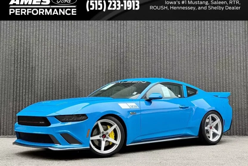 2025 Ford Mustang GT photo 1