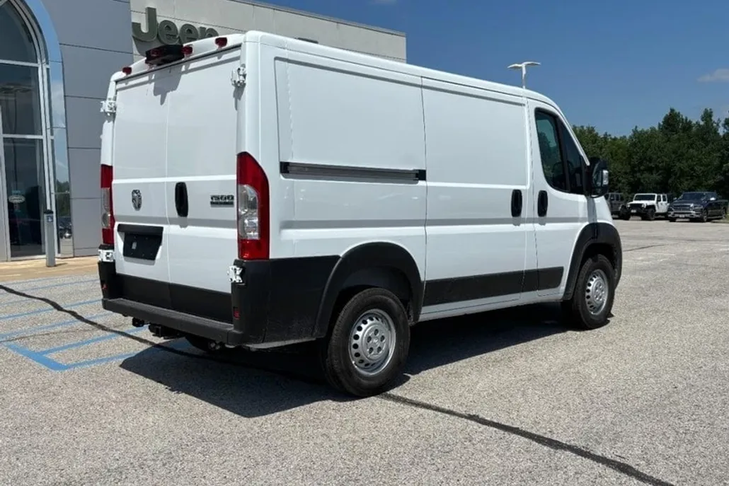 2025 Ram ProMaster 1500 Tradesman Cargo Van photo 1