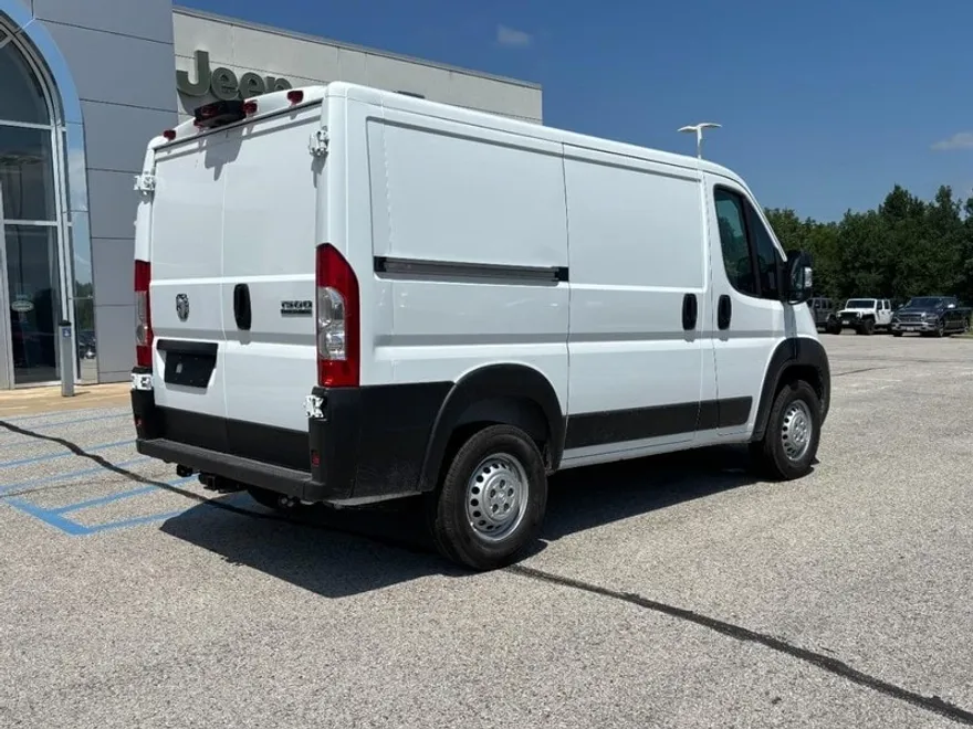 2025 Ram ProMaster 1500 Tradesman Cargo Van photo 1