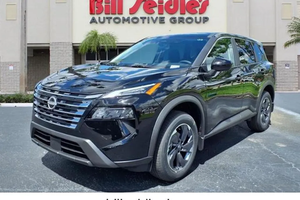 2026 Nissan Rogue SV photo 1