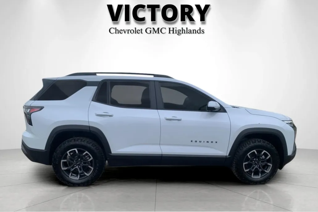 2026 Chevrolet Equinox ACTIV photo 1