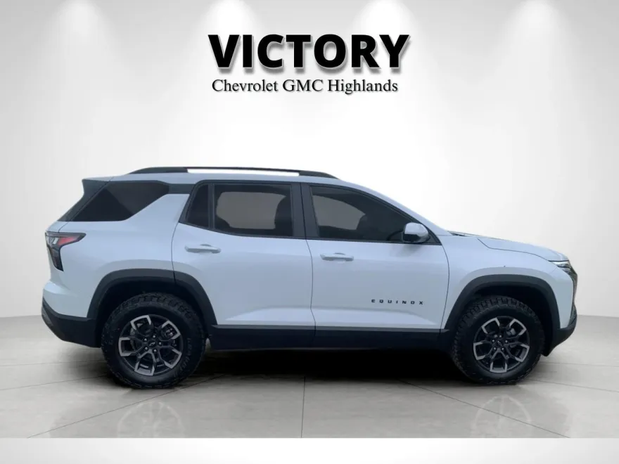 2026 Chevrolet Equinox ACTIV photo 1
