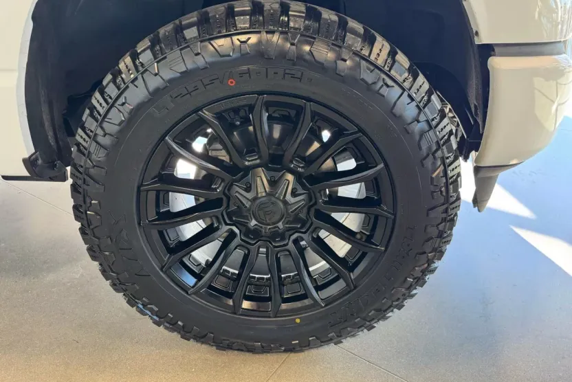 2023 Ford F-150 photo 1