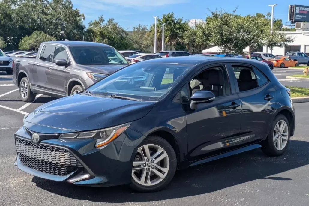2019 Toyota Corolla SE photo 1