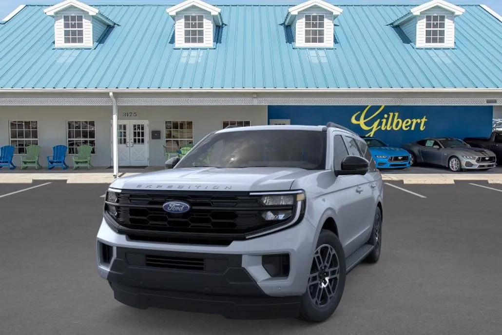 2025 Ford Expedition photo 1